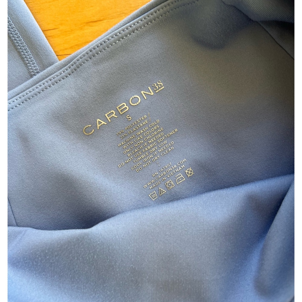 Carbon38 High Rise 7/8 Legging with Pockets in Cloud Compression Indigo - Picture 3 of 5